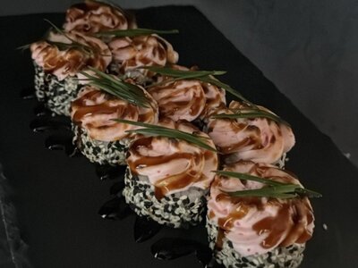 Запеченный ролл Чикен Hot