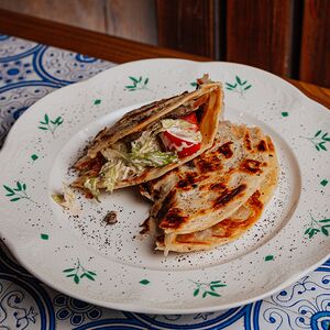 Роти с мясным фаршем и томатом