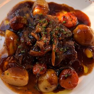 Мясо по-бургундски