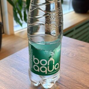 Бонаква Газированная
