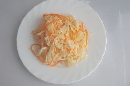 Салат из свежей капусты