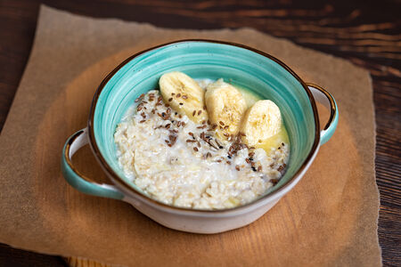 Каша геркулесовая с бананом