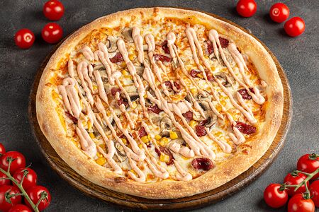 Пицца Колбаски спайси