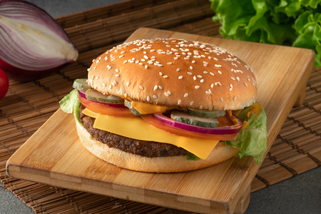 Макси-Бургер