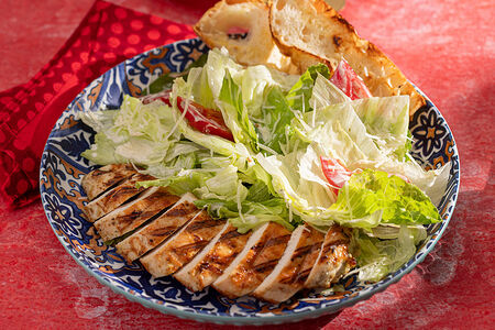 Цезарь с курицей