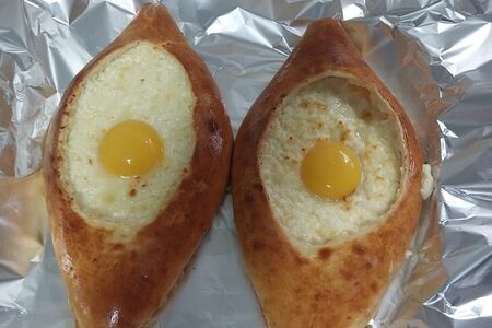 Хачапури по-аджарски