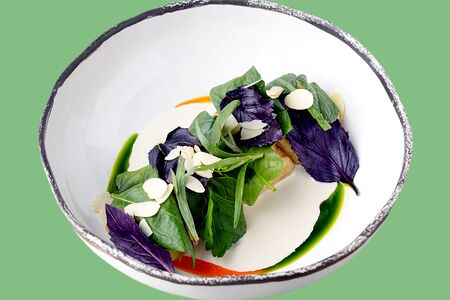 Баклажан с пастой тахина