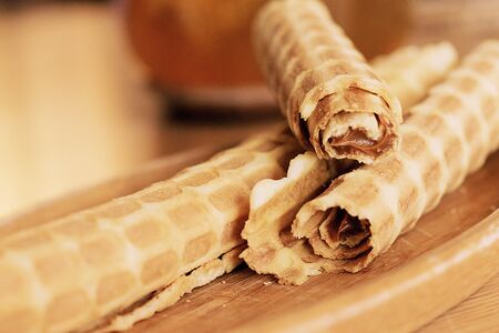 Вафли с вареной сгущенкой