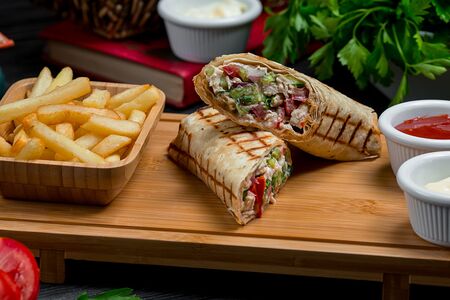 Обед с Шаурмой