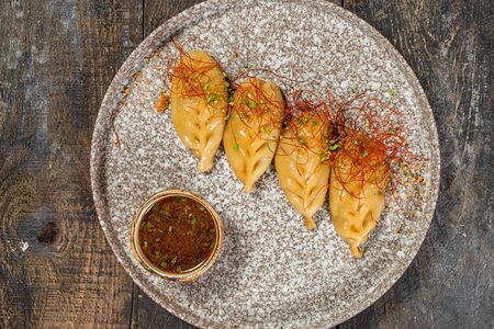 Гёдза с бараниной и овощами