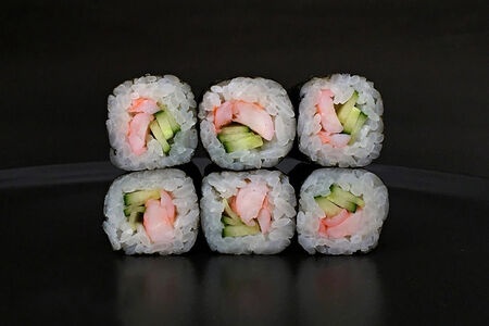 Ролл маки с креветкой