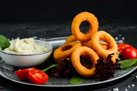 Кольца кальмара в кляре