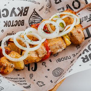 Шашлык из курицы с овощами