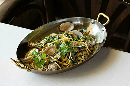 Паста с вонголе