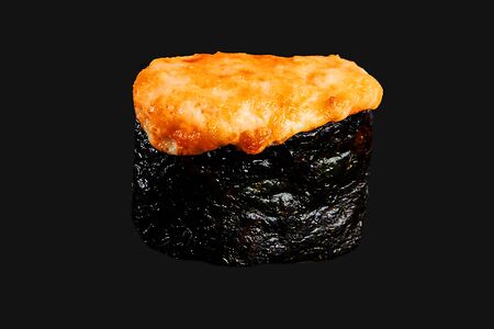 Запеченный гункан с крабом