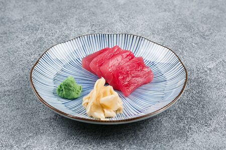 Сашими тунец