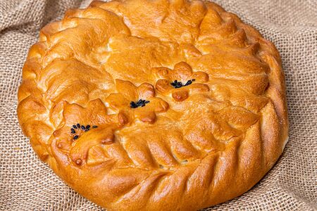 Пирог свинина/говядина/картофель