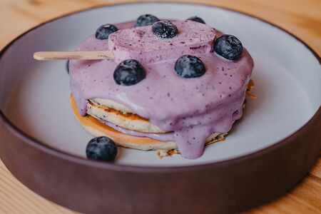 Черничные панкейки