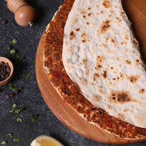 Լահմաջո գառան մսով