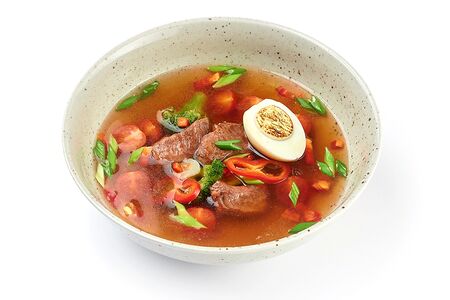 Суп с говядиной и брокколи по-тайски