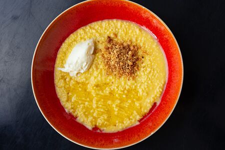 Пшенная каша с тыквой и заварным кремом