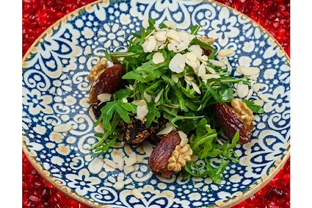 Салат с козьим сыром