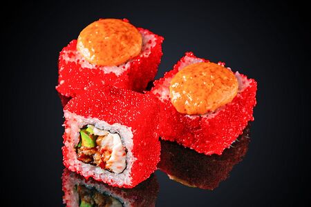 Запеченный острый с угрем