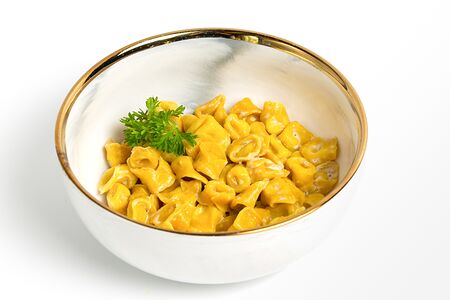 Паста тортеллини с сыром и творогом