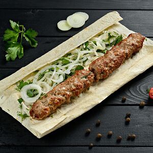 Кебаб из курицы в лаваше