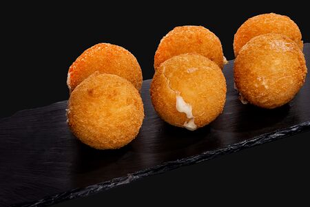 Сырные шарики