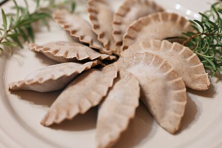 Безглютеновые равиоли с картошкой и грибами