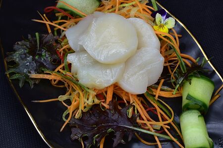 Сашими из дикого гребешка