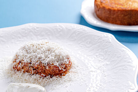 Тартар из говядины с лабне и бриошью