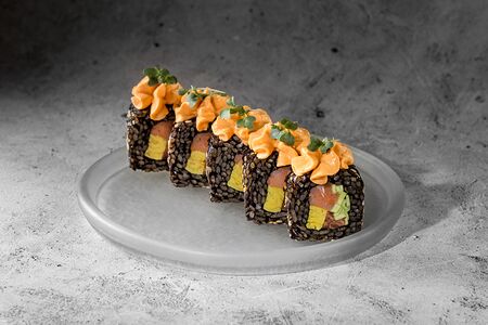 Том Ям Ролл