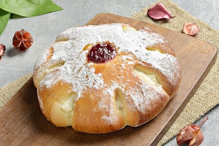 Ватрушка с творогом