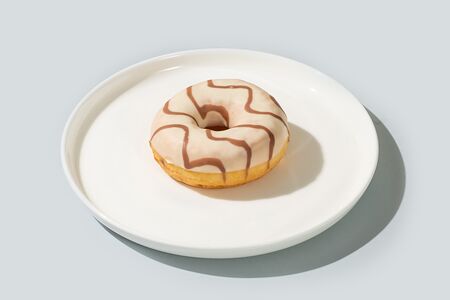 Донат карамельный