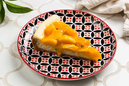 Чизкейк Манго-маракуйя