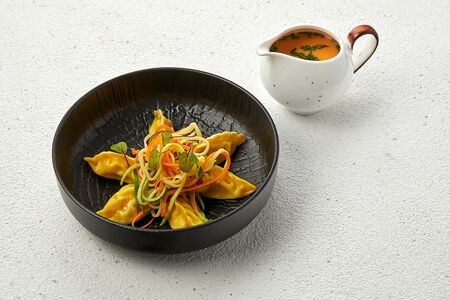 Креветочный биск с равиоли из креветок