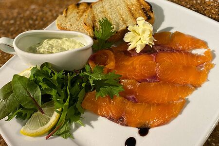 Семга слабосолёная