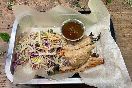 Свиная поджарка с салатом Коул слоу