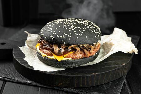 Black Russian Burger