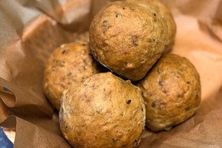 Булочка злаковая