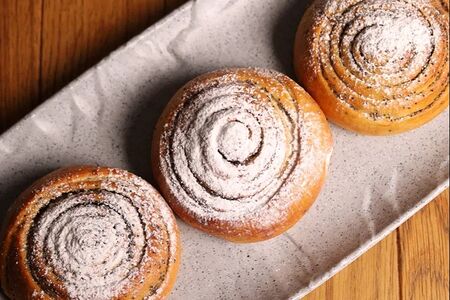 Улитка с маком