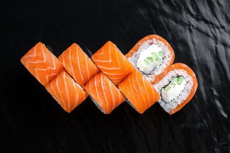 Ролл Филадельфия с лососем