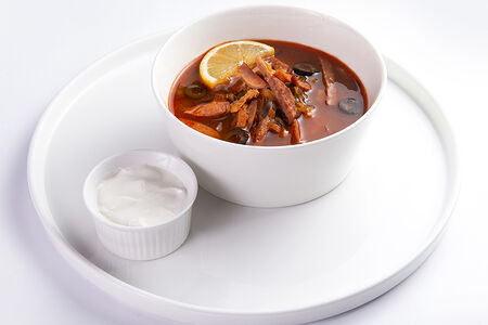 Суп сборная солянка