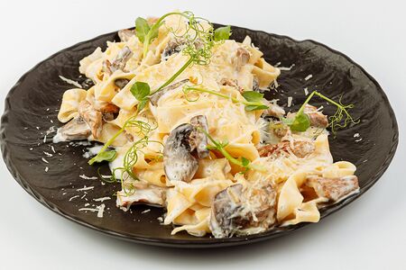 Паста с лесными грибами