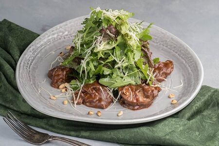 Руккола с куриной печенью