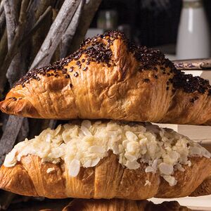 Круассан с шоколадом