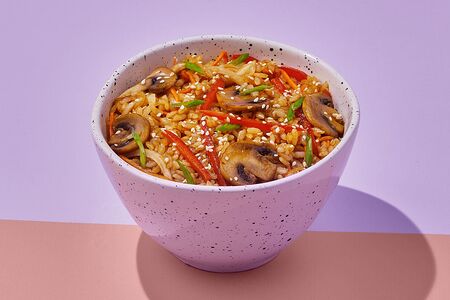 Рис с овощами в стиле стир-фрай
