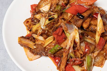 Свиное филе со сладким перцем в соевом соусе